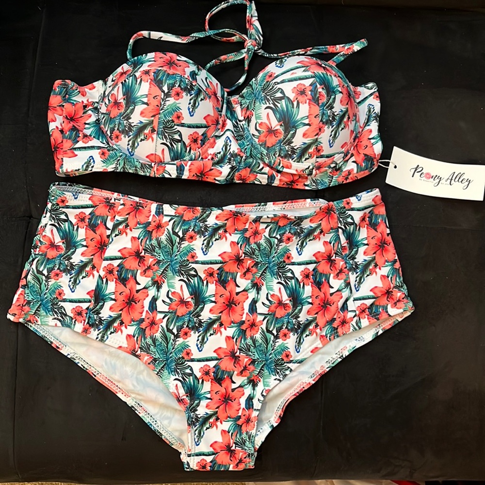 Peony Alley Tropical Bikini Women’s Small (0-2)